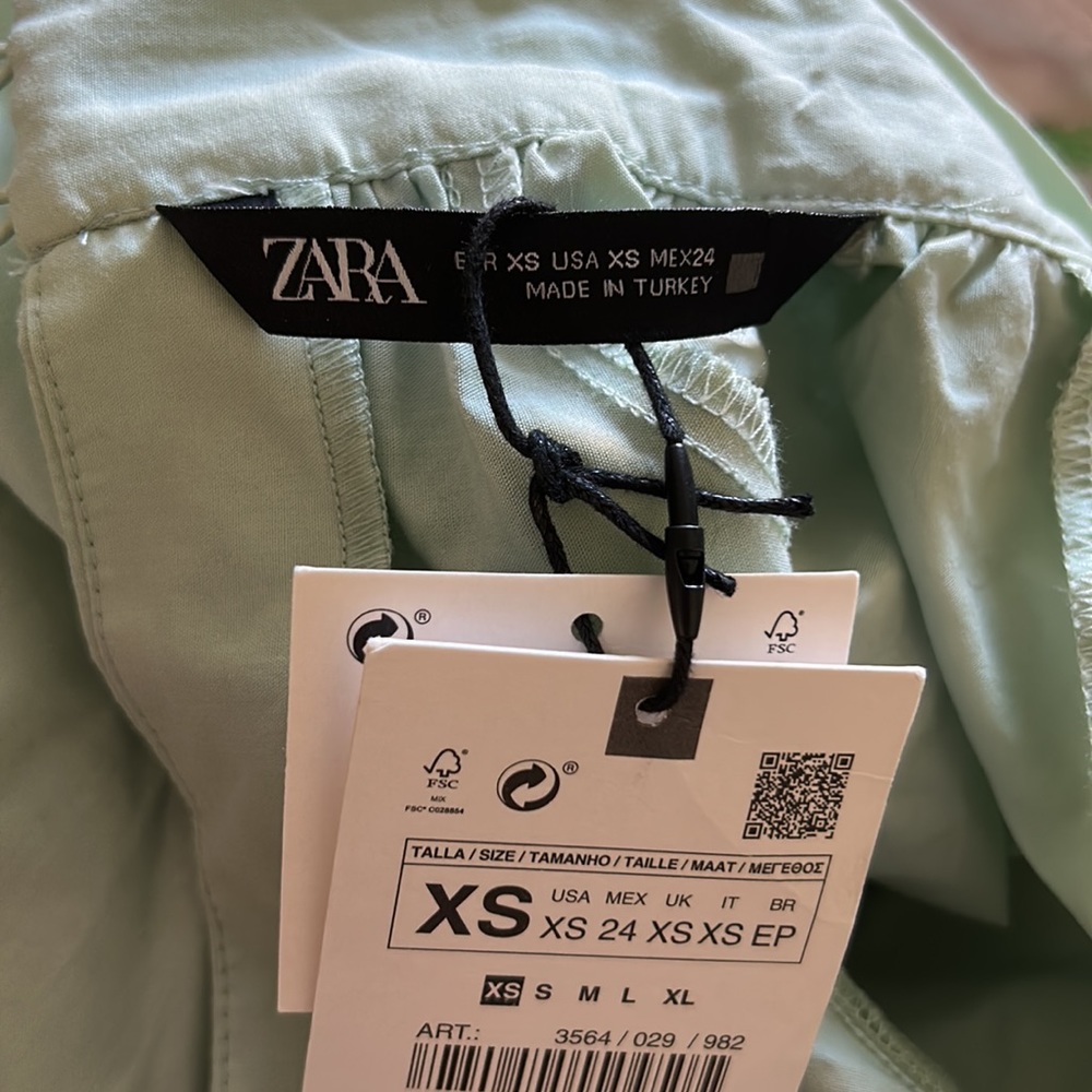 Zara Light Green Blouse with pearls 100% cotton - Picture 8 of 11